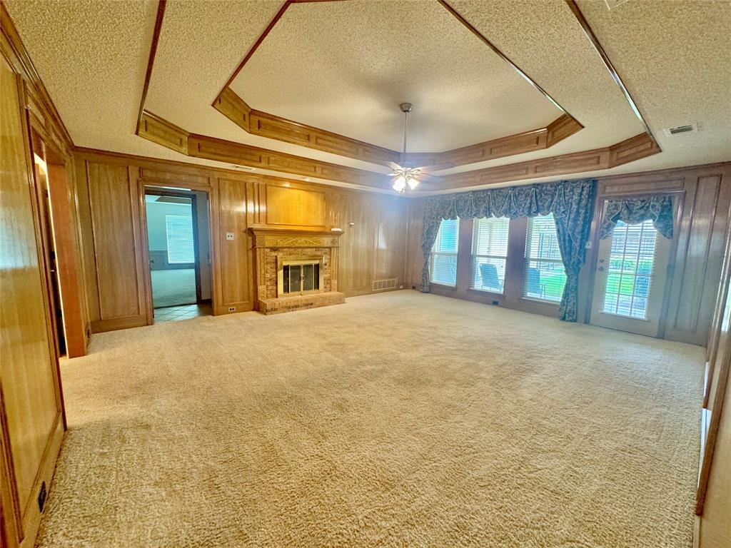 1305 Sherwood Drive