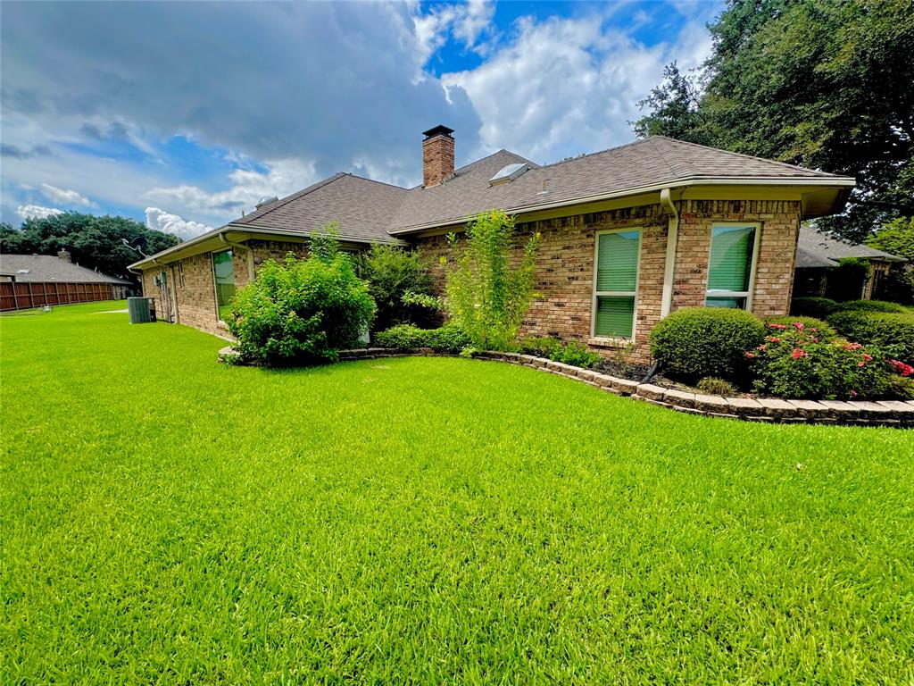 1305 Sherwood Drive