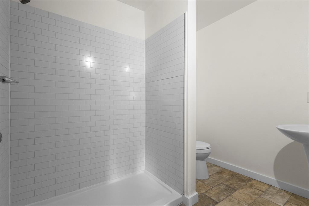 Shirley J W Add - Residential