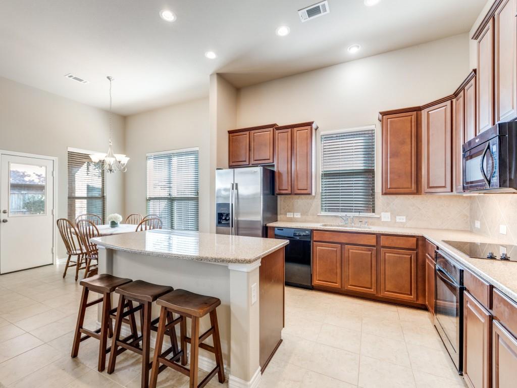 1308 Isabella Lane