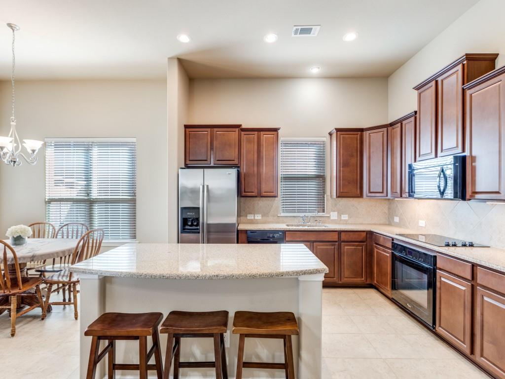 1308 Isabella Lane
