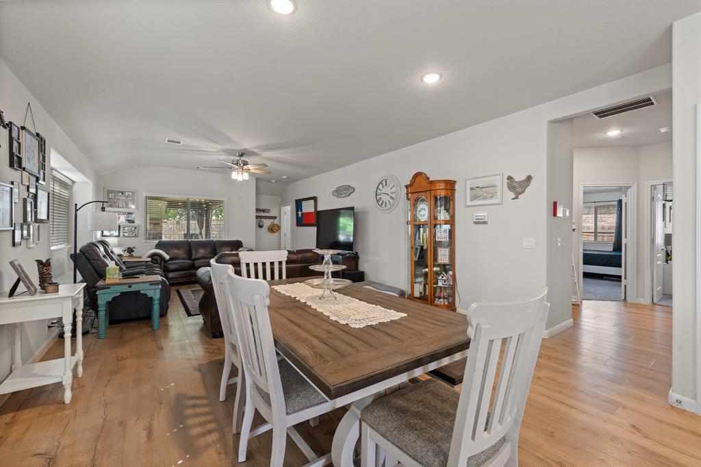 1160 Country Glen Drive