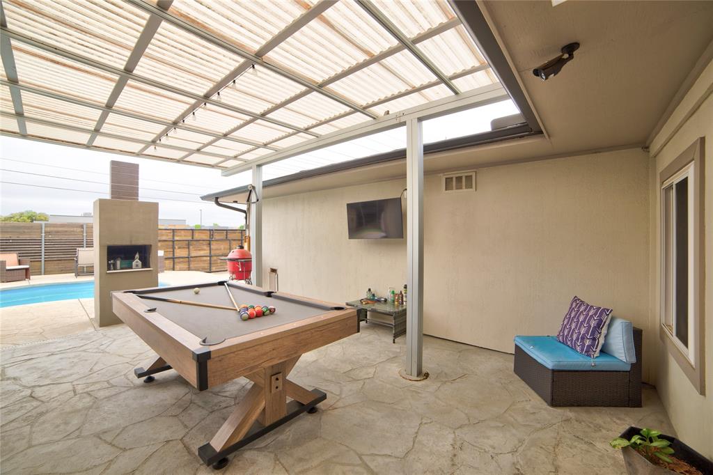 6822 Saint Anne Street