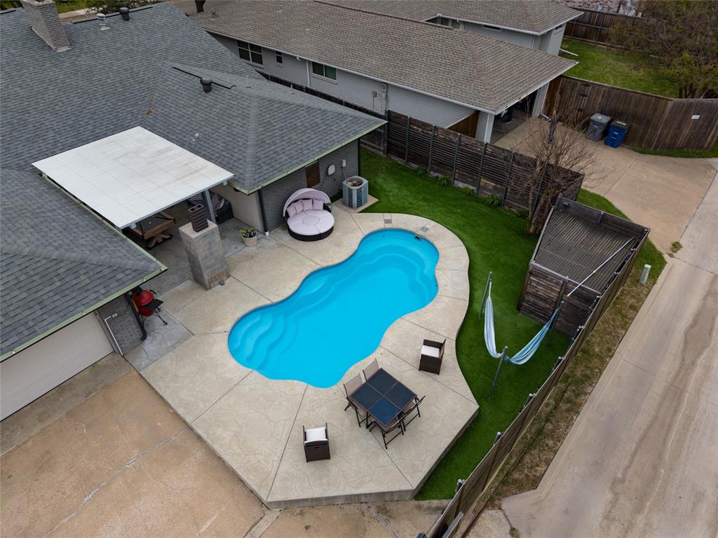 6822 Saint Anne Street