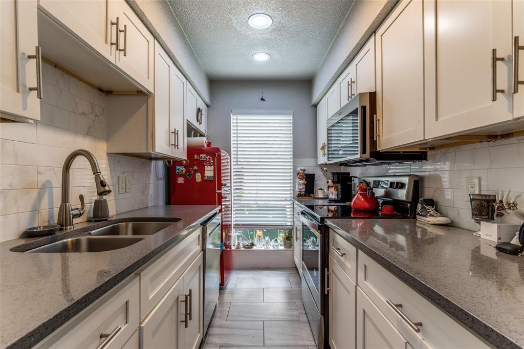 Shadow Lake Condo Ph 01 & 02 - Residential