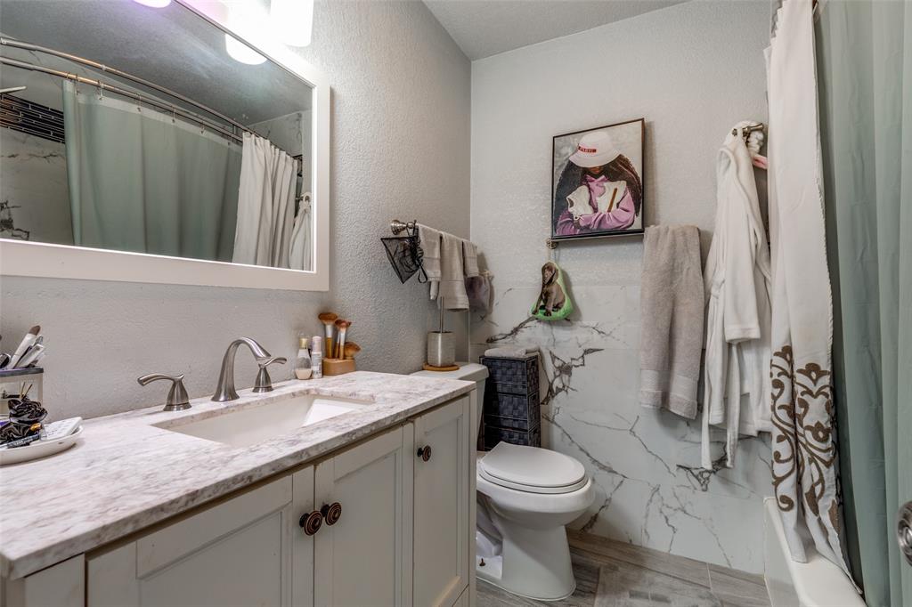 Shadow Lake Condo Ph 01 & 02 - Residential