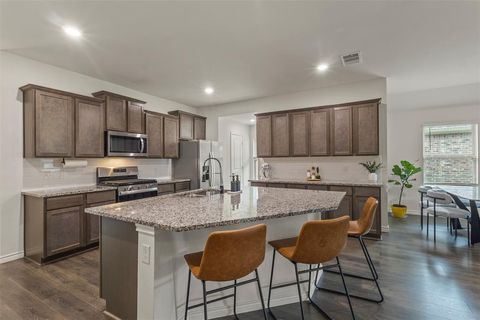 Photo of 1602 Maple Ridge Drive, Princeton, TX 75407 (MLS # 21287788)