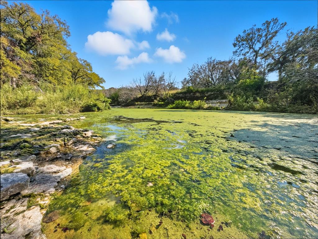 1410 County Road 221