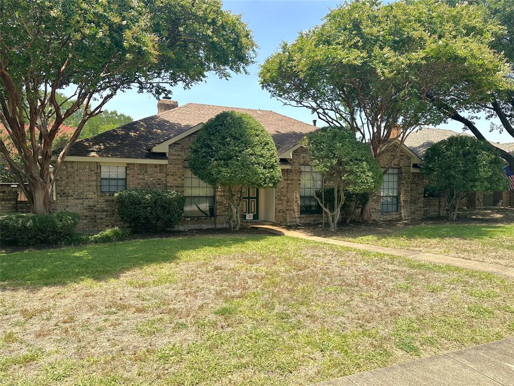 1421 Buena Vista Avenue