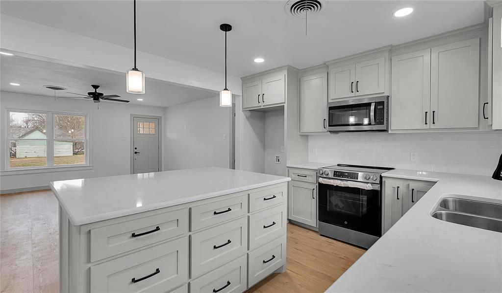 A K Anderson - Residential