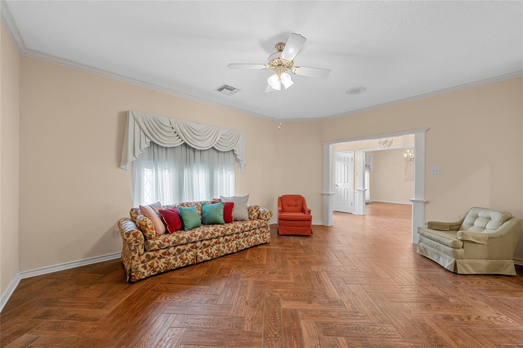 OAK RUN - Residential