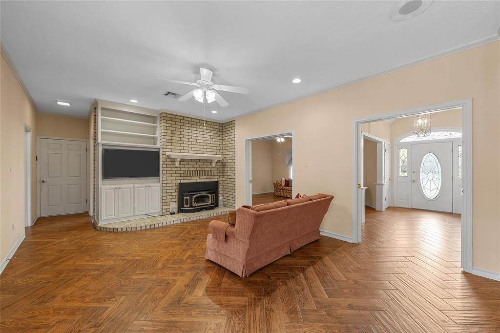 OAK RUN - Residential