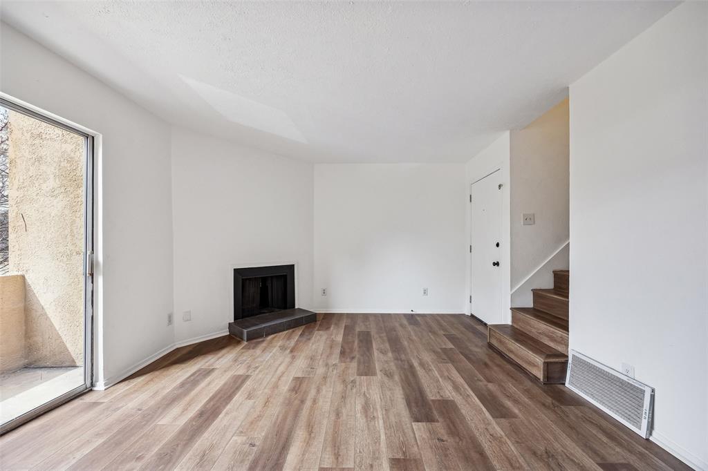 4044 Buena Vista Condos - Residential