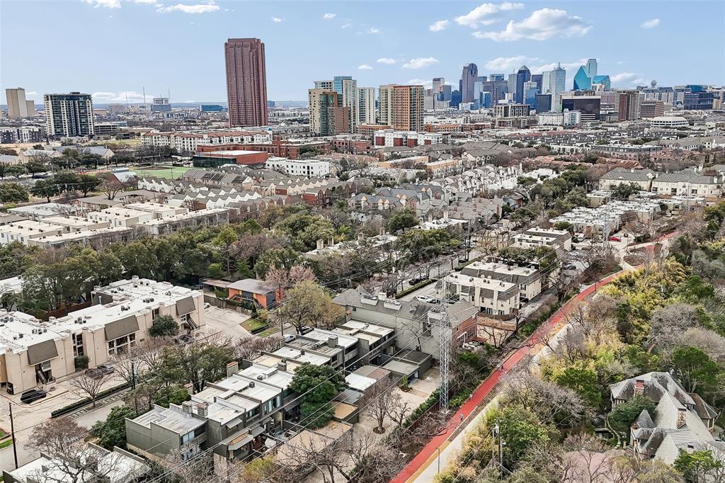 4044 Buena Vista Condos - Residential