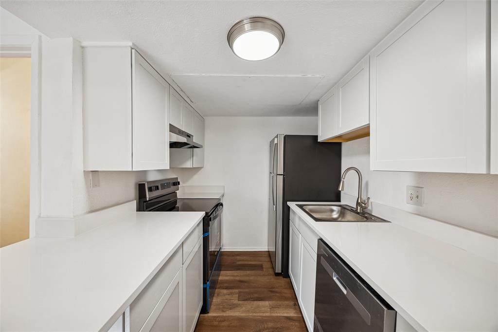 4044 Buena Vista Condos - Residential