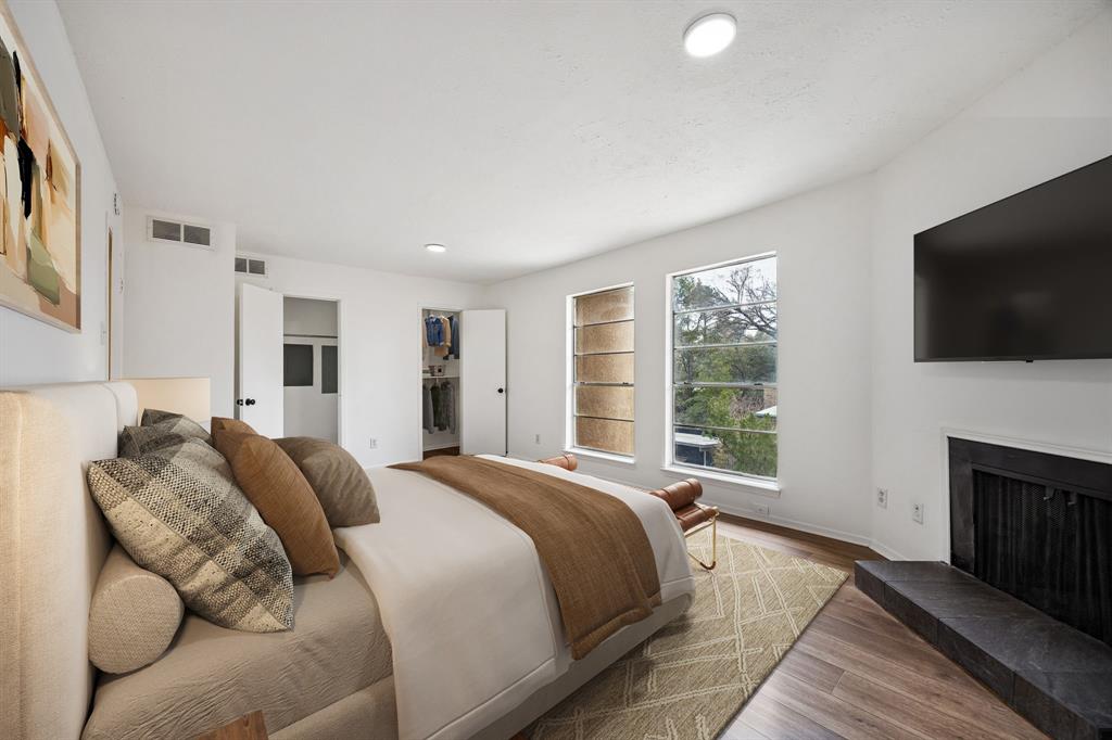 4044 Buena Vista Condos - Residential