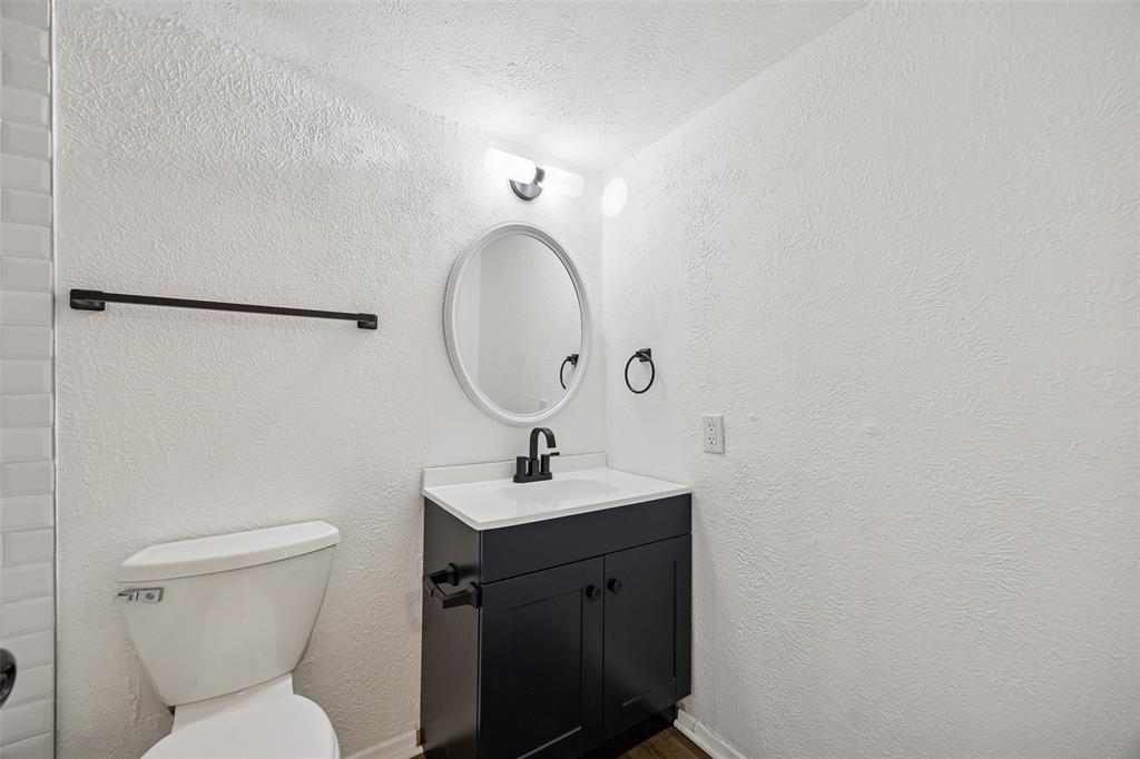 4044 Buena Vista Condos - Residential