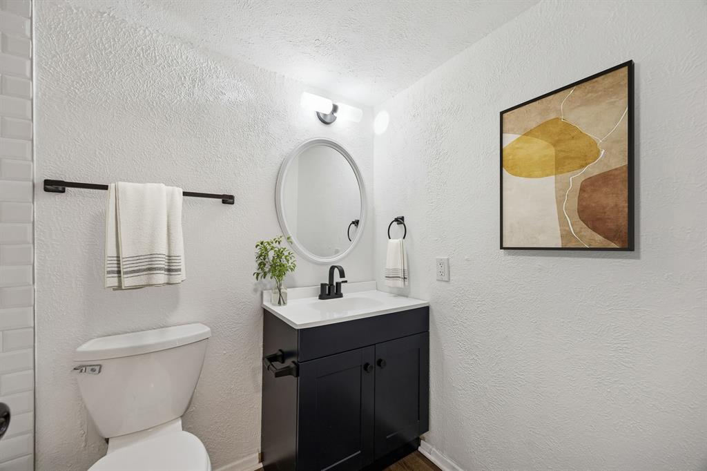 4044 Buena Vista Condos - Residential