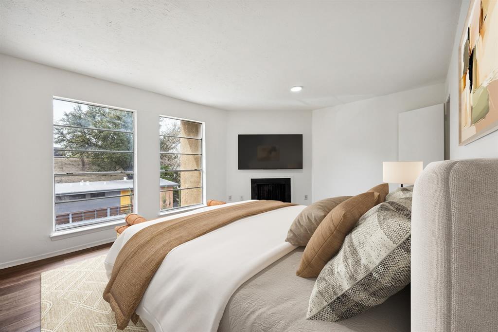 4044 Buena Vista Condos - Residential