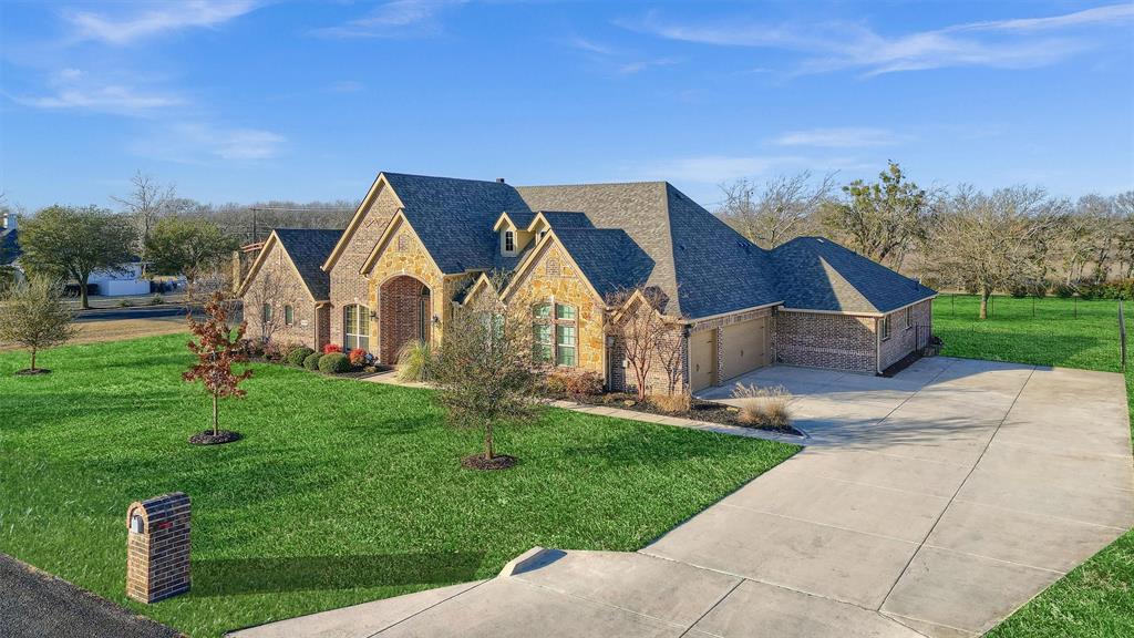 4994 Dogwood Drive