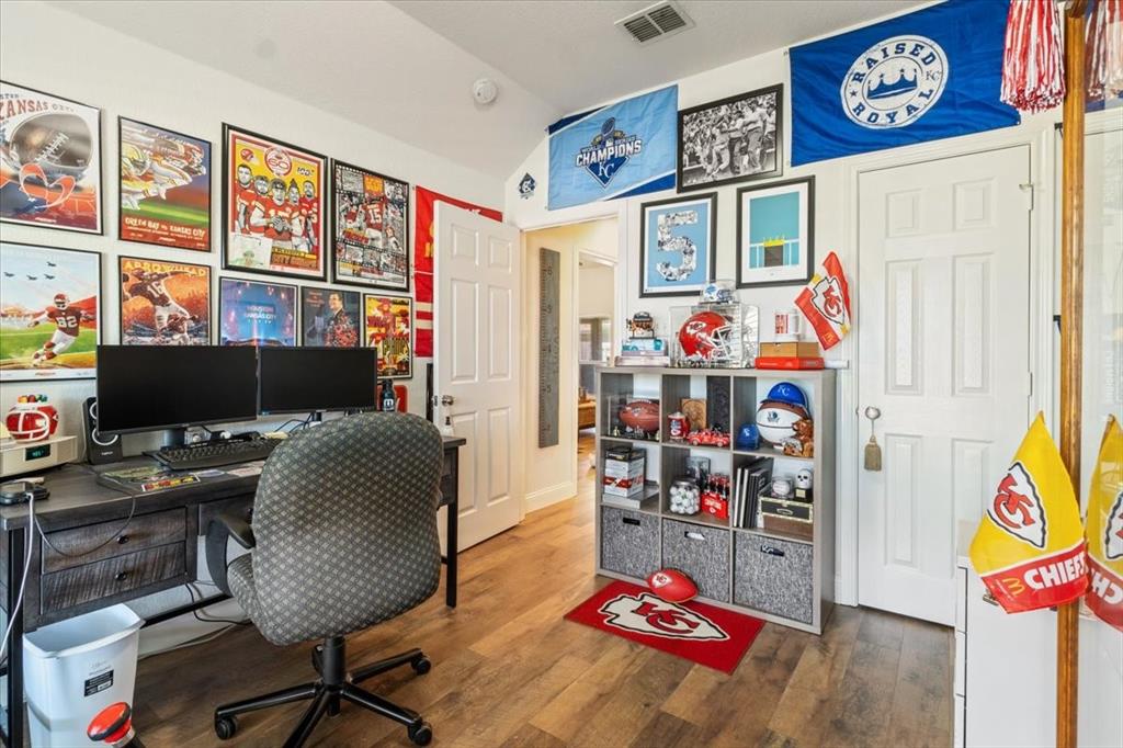 Crowley, Texas 76036, United States, 3 Bedrooms Bedrooms, ,2 BathroomsBathrooms,Residential,Pending,123501