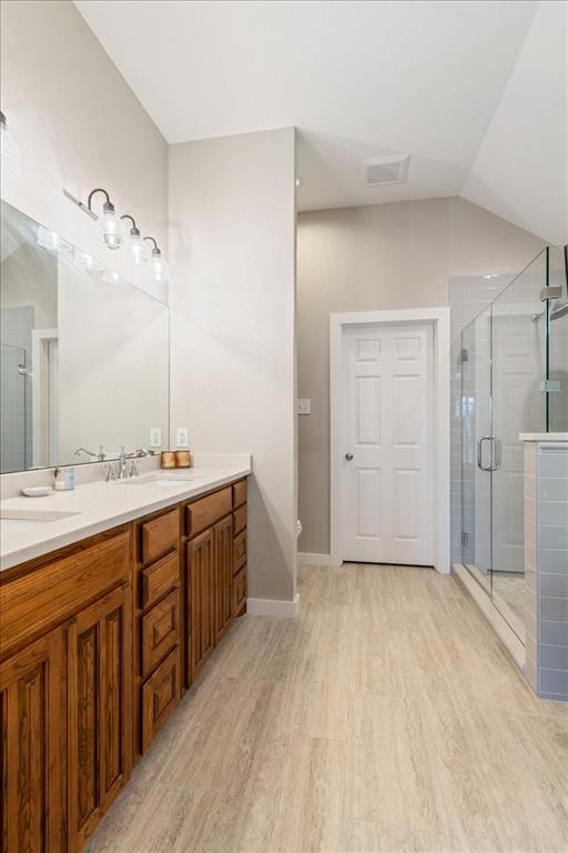 Crowley, Texas 76036, United States, 3 Bedrooms Bedrooms, ,2 BathroomsBathrooms,Residential,Pending,123501