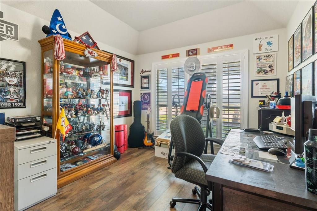 Crowley, Texas 76036, United States, 3 Bedrooms Bedrooms, ,2 BathroomsBathrooms,Residential,Pending,123501