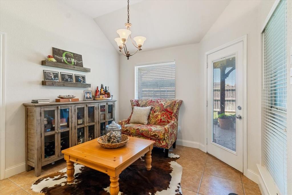 Crowley, Texas 76036, United States, 3 Bedrooms Bedrooms, ,2 BathroomsBathrooms,Residential,Pending,123501