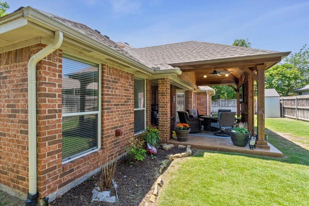 Crowley, Texas 76036, United States, 3 Bedrooms Bedrooms, ,2 BathroomsBathrooms,Residential,Pending,123501