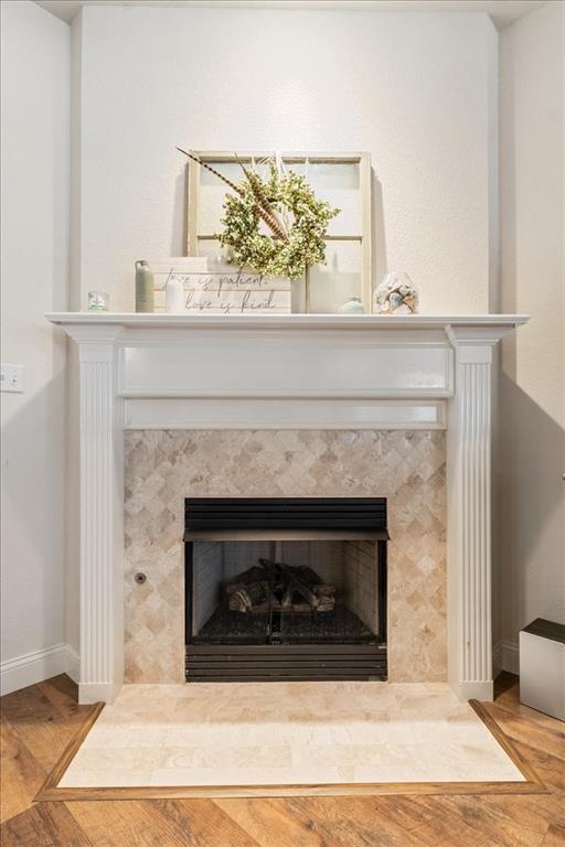 Crowley, Texas 76036, United States, 3 Bedrooms Bedrooms, ,2 BathroomsBathrooms,Residential,Pending,123501