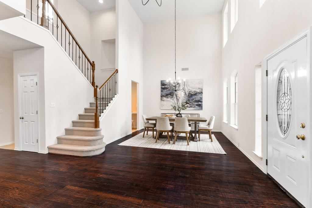 1414 Saddleback Lane