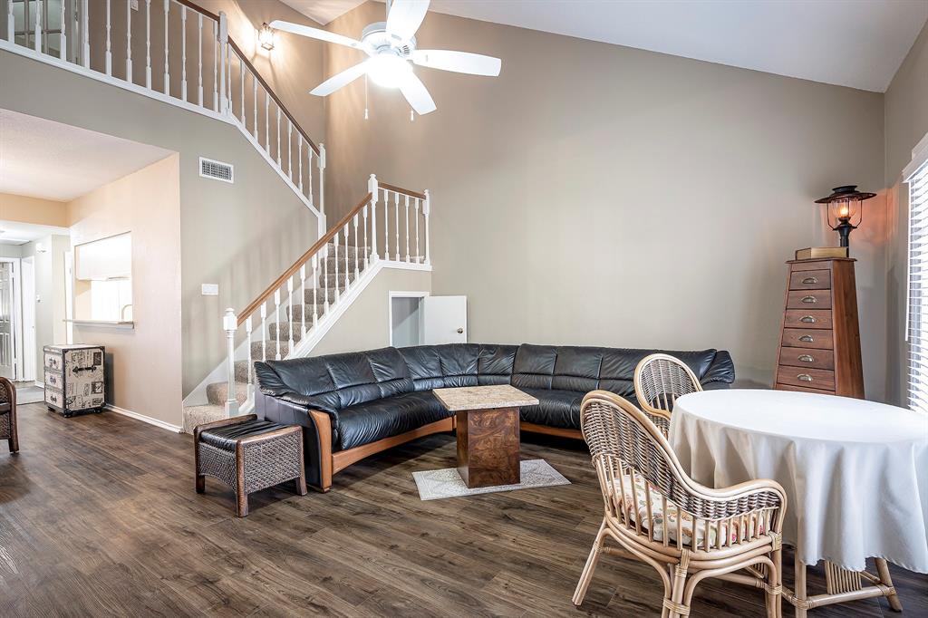 Williamsburg Condo Ph 02 - Residential