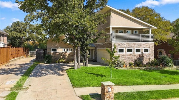 908 IDLEWILD CT, LEWISVILLE, TX 75077 - Image e05ff85d186eabc254405fc8920e7a6b/3639338166