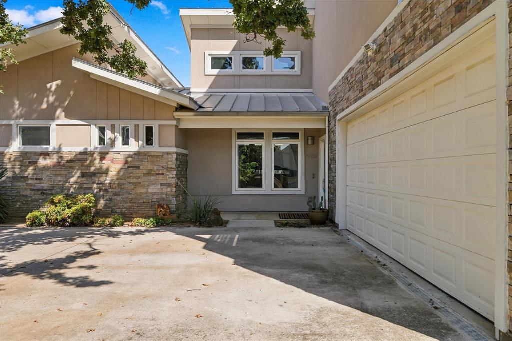 908 Idlewild Court