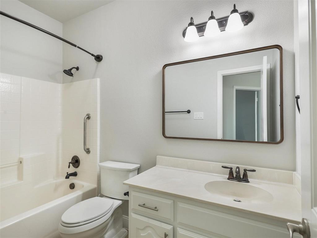 Meadows At Hickory Creek - Residential Lease