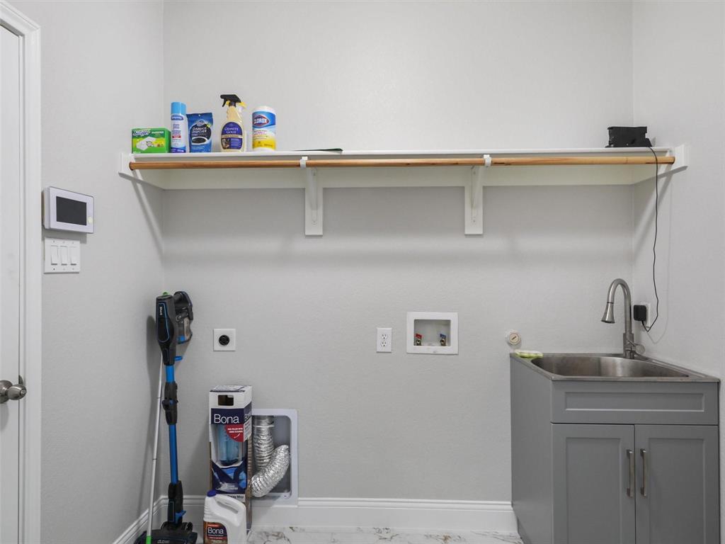 Meadows At Hickory Creek - Residential Lease