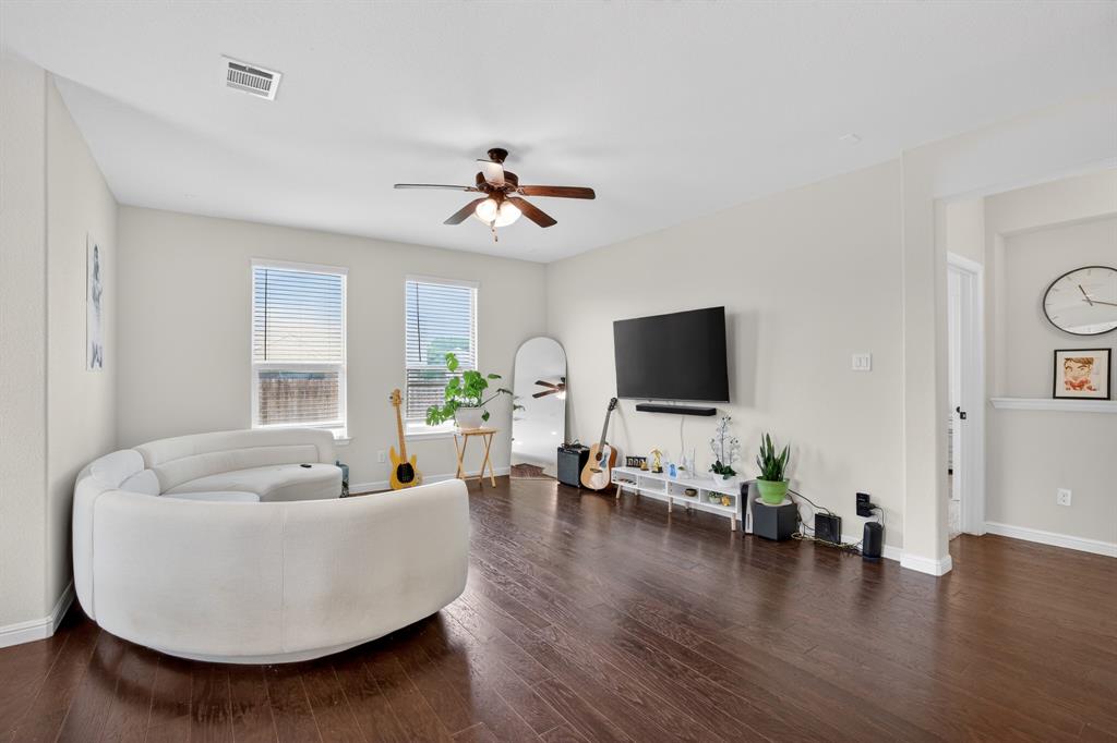 3912 Crater Circle