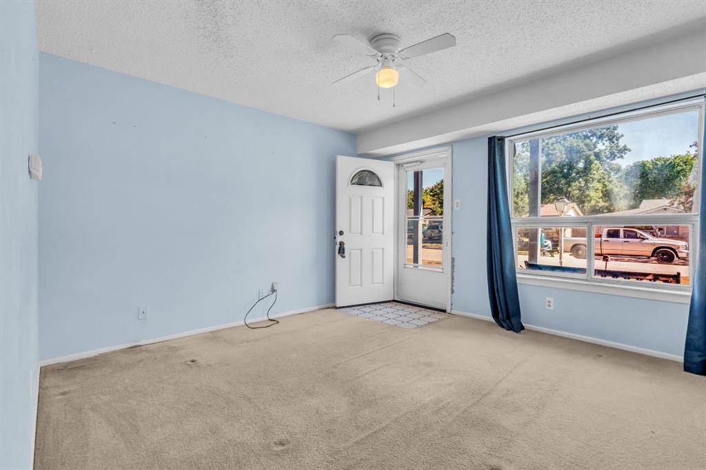 529 Livingston Drive
