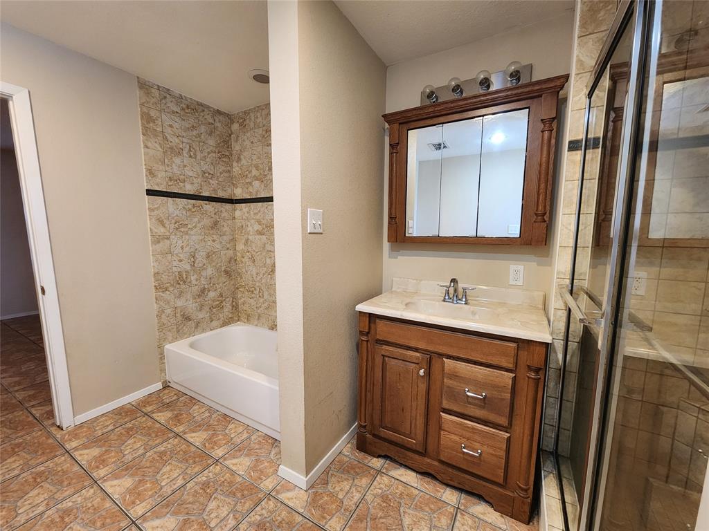 Angel Pines - Residential