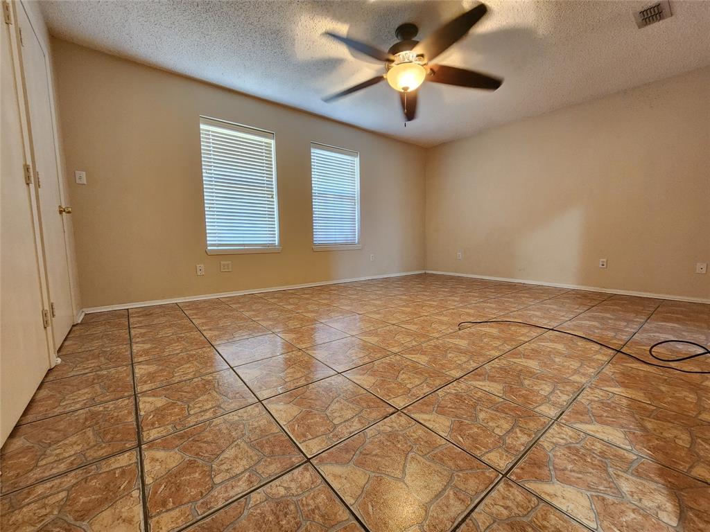 Angel Pines - Residential