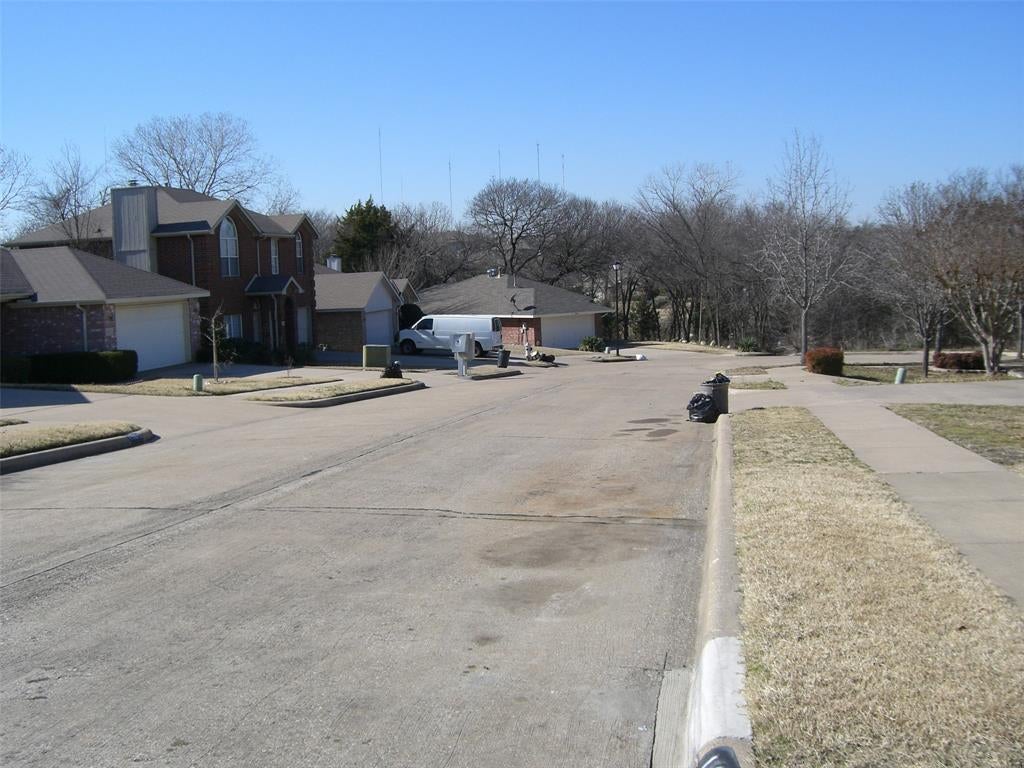 1104 Parker Court