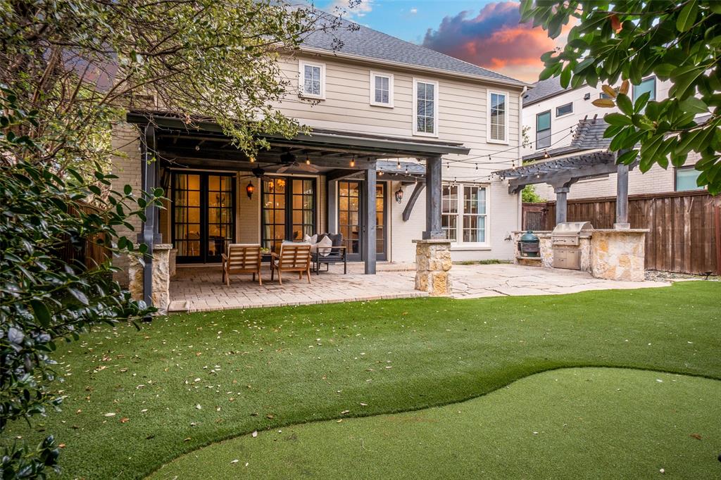 Rector Place - Residential