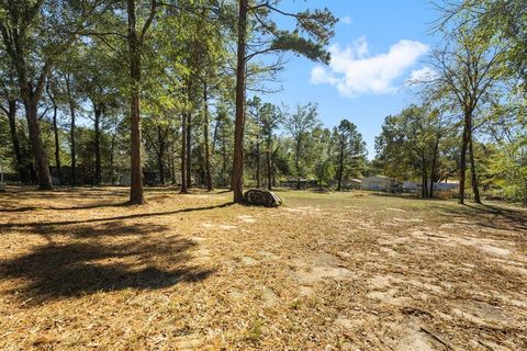 A home in Lindale