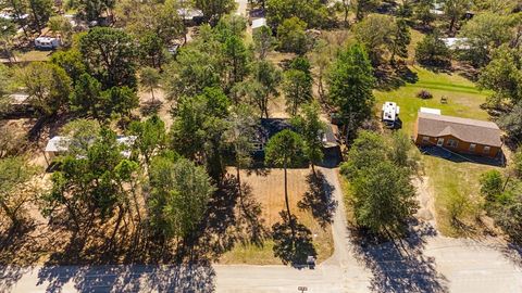 A home in Lindale