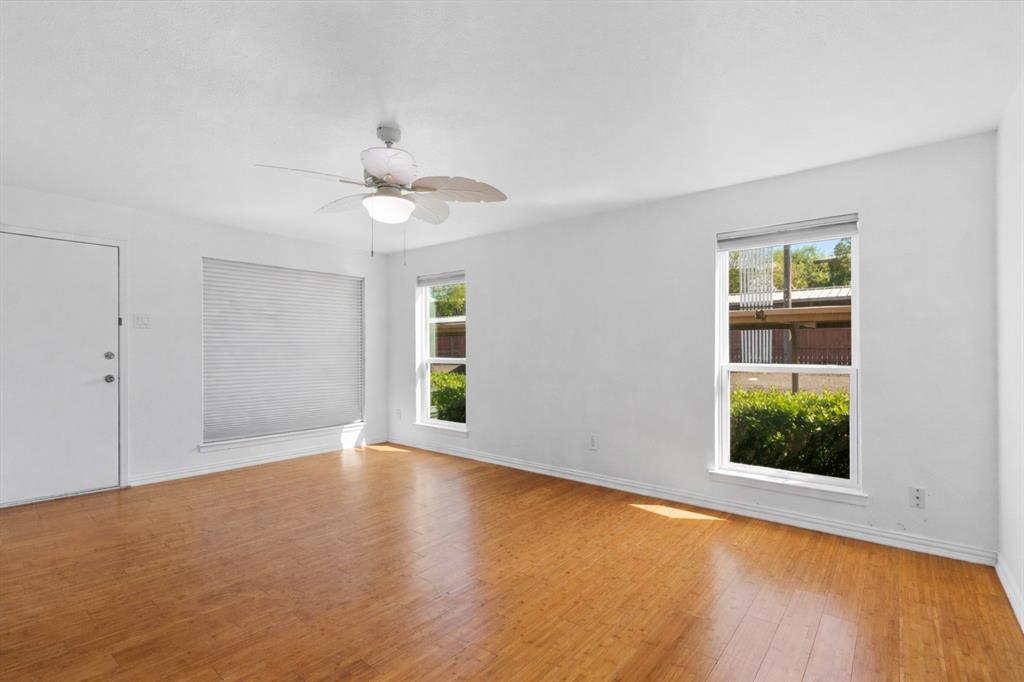 Hollows North Condo - Residential