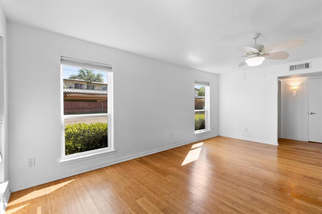 Hollows North Condo - Residential