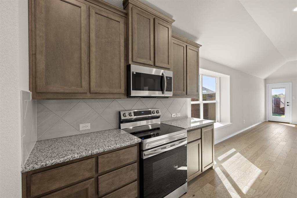 Summer Crest - Residential