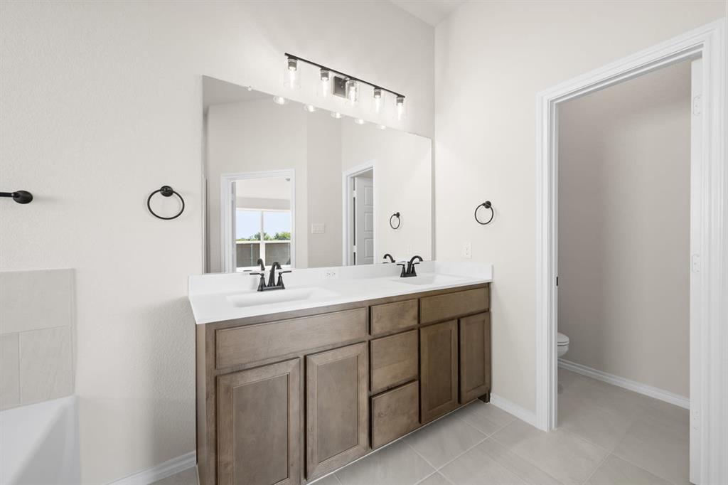 Summer Crest - Residential