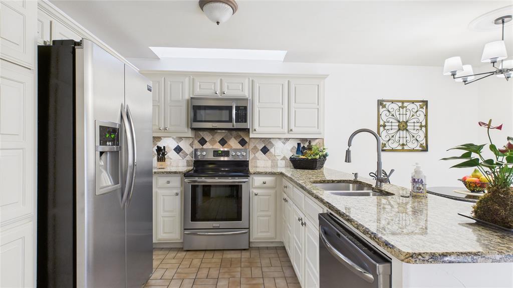 Les Lacs Garden Homes - Residential