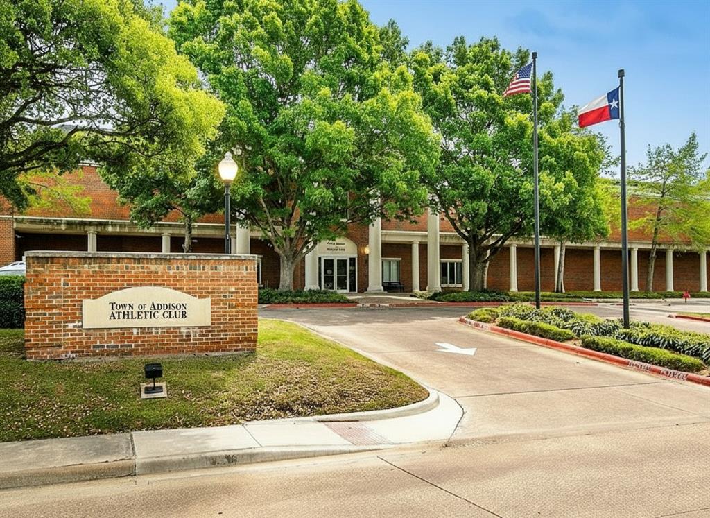 Les Lacs Garden Homes - Residential